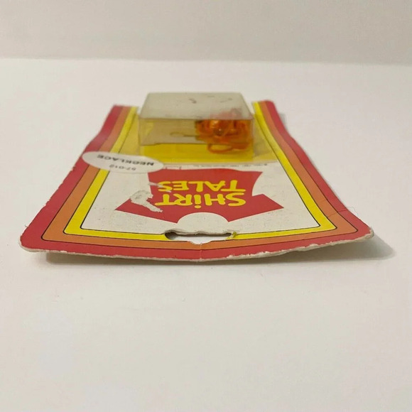 Vintage 1982 Shirt Tales The Tiger Plastic Necklace Hallmark Cards Damaged - Picture 12 of 15